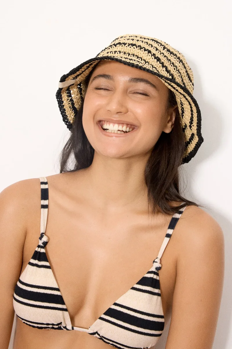 Conjunto de praia às riscas @blancagonzall - Image 7