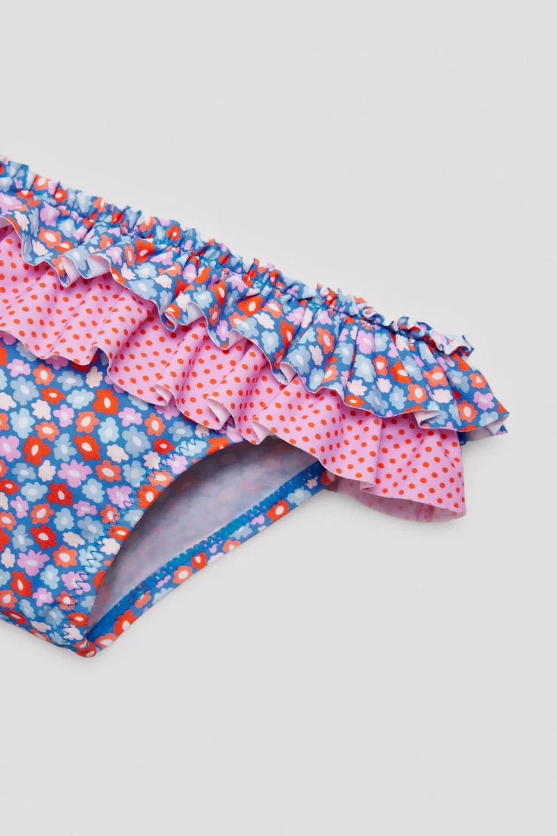Fato de banho cueca bebé com pequenas flores - Image 9